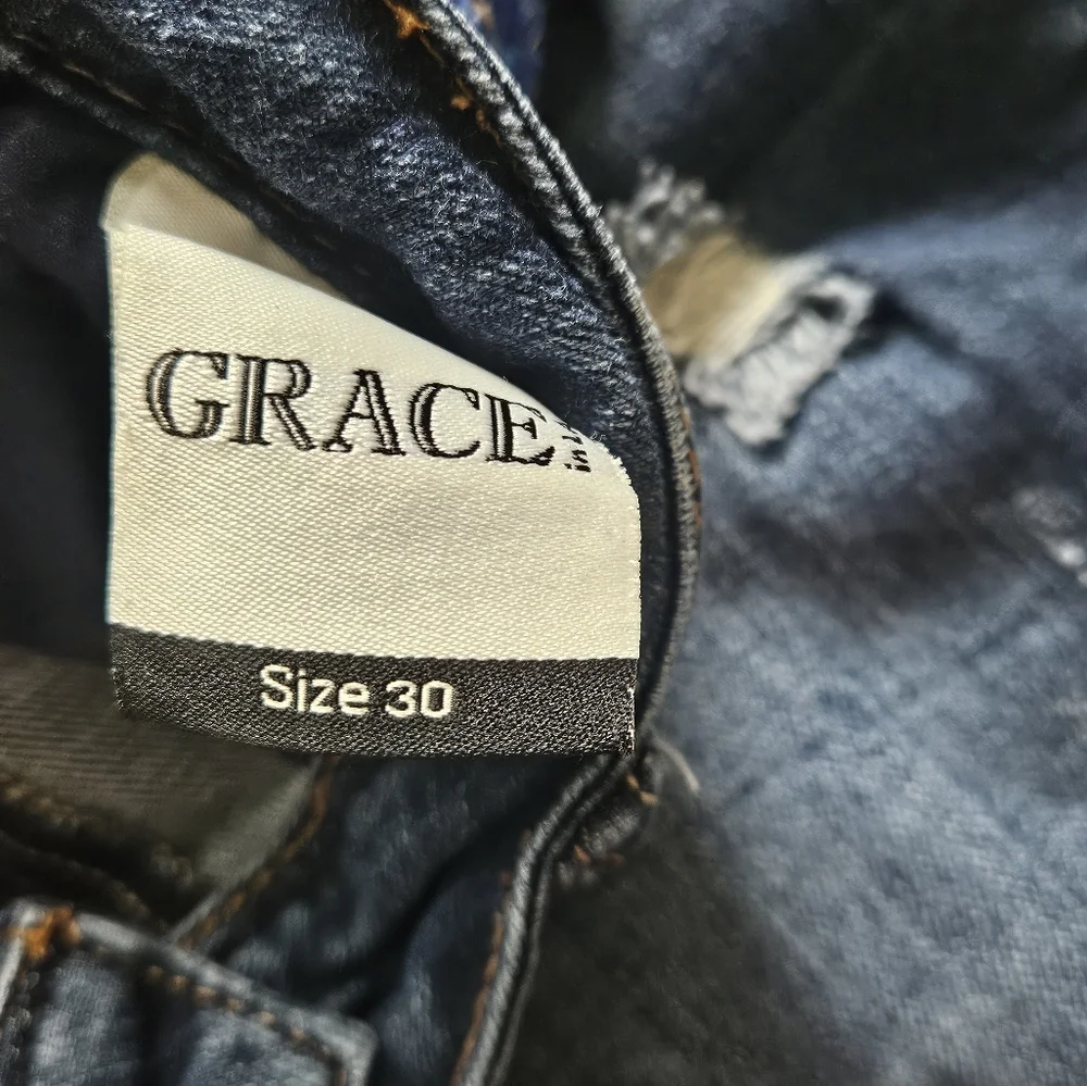 Embroidered Jeans - Picture 6 of 11